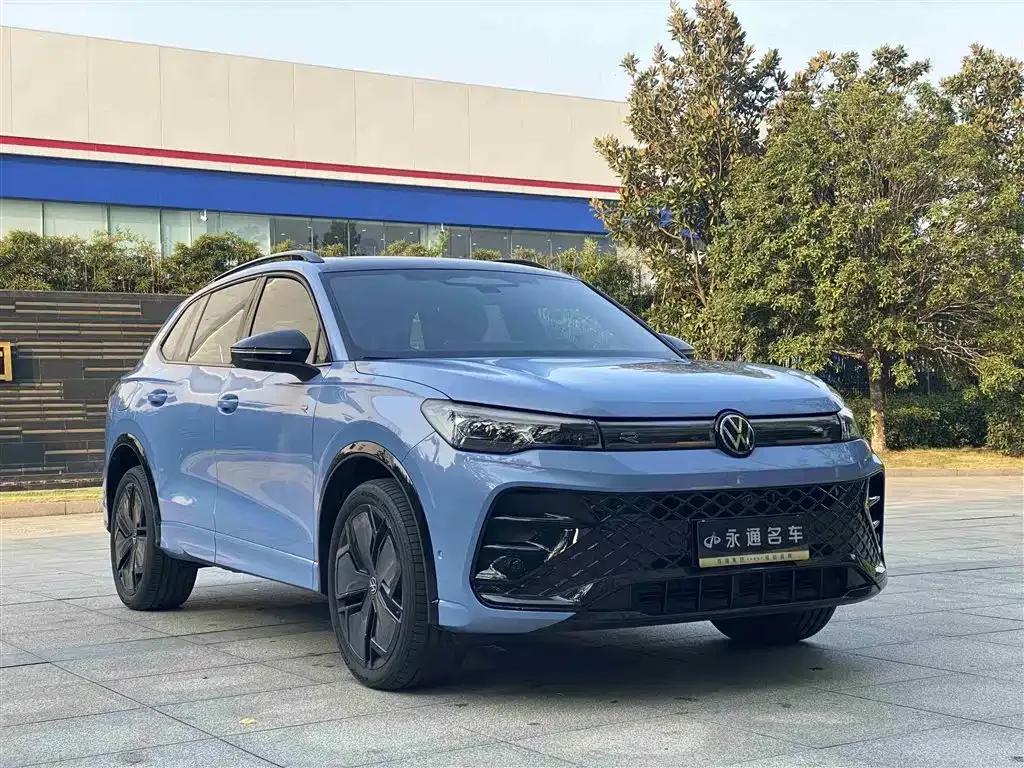 Volkswagen Tiguan L 2024 из CN, фото 3