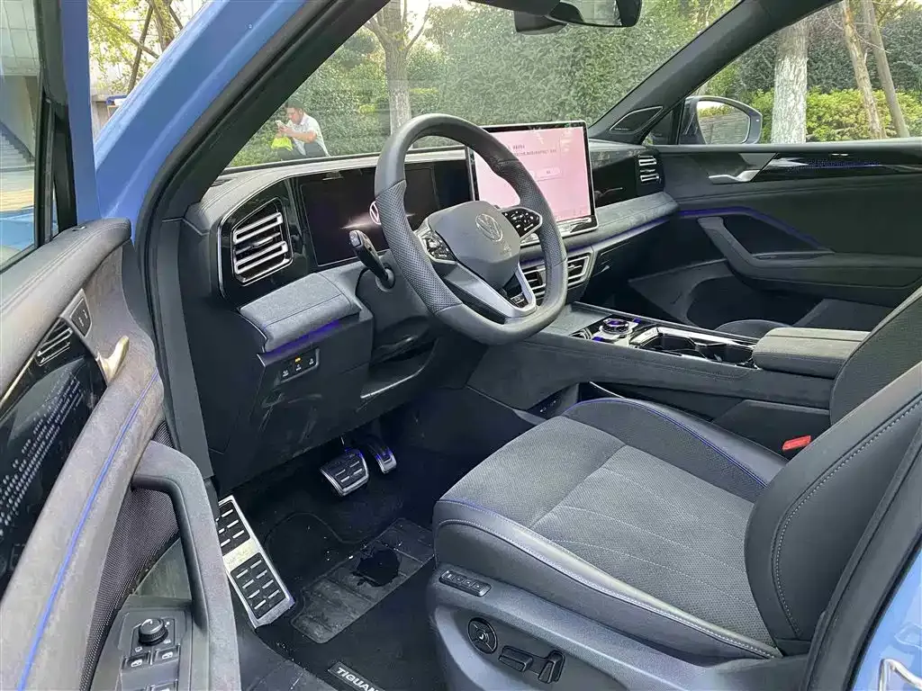 Volkswagen Tiguan L 2024 из CN, фото 4