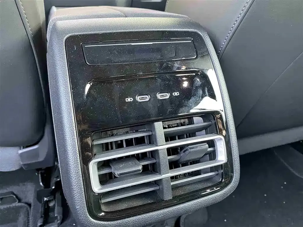 Volkswagen Tiguan L 2024 из CN, фото 7