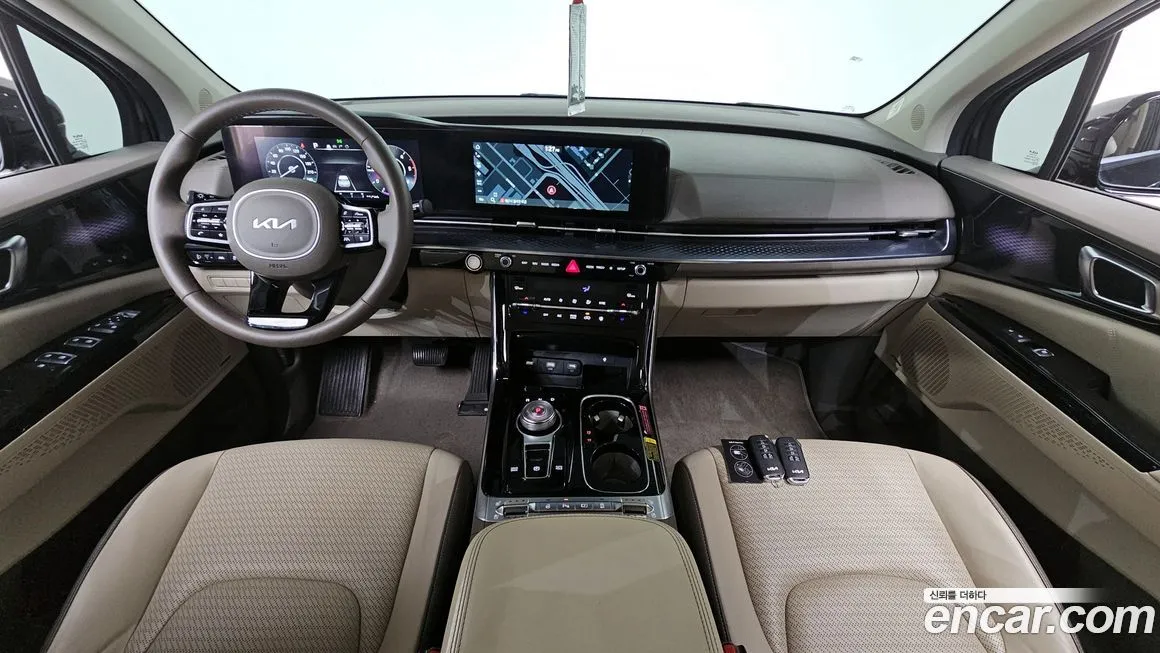 Kia Carnival — фото 7