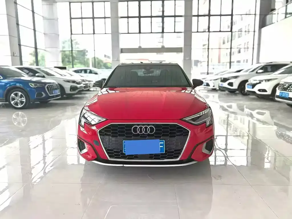Audi A3 2021 из CN, фото 2