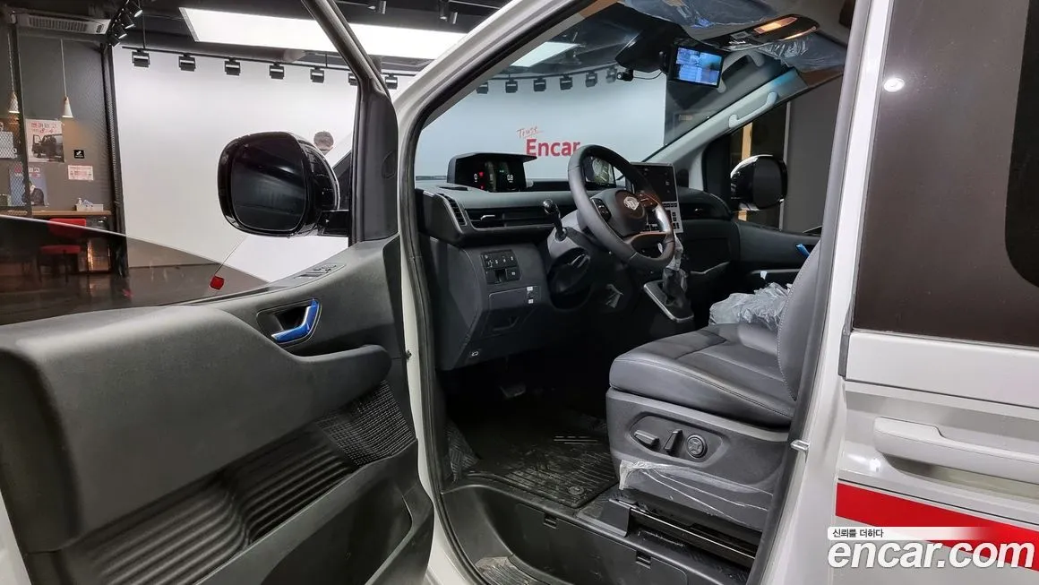 Hyundai Staria 2025 из KR, фото 10
