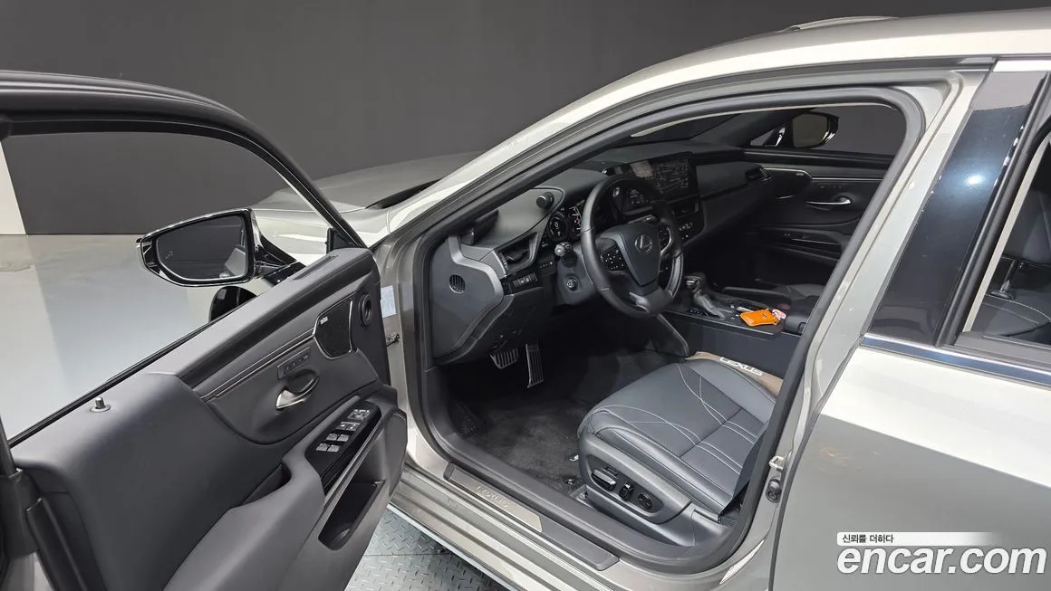Lexus ES 2026 из KR, фото 10