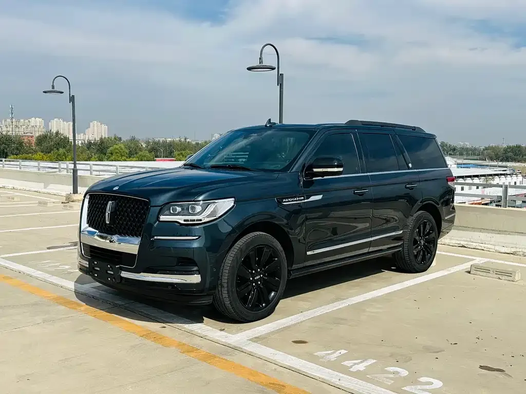 Lincoln Navigator 2024 из CN, фото 1