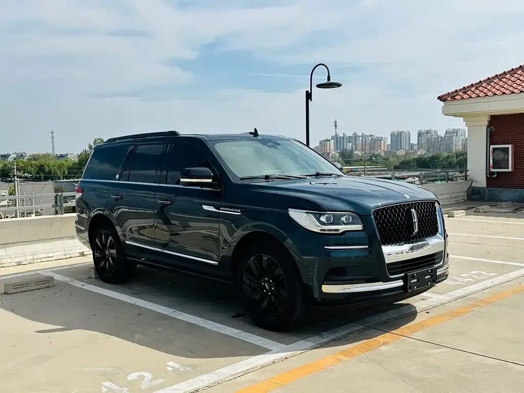 Lincoln Navigator 2024 из CN, фото 3