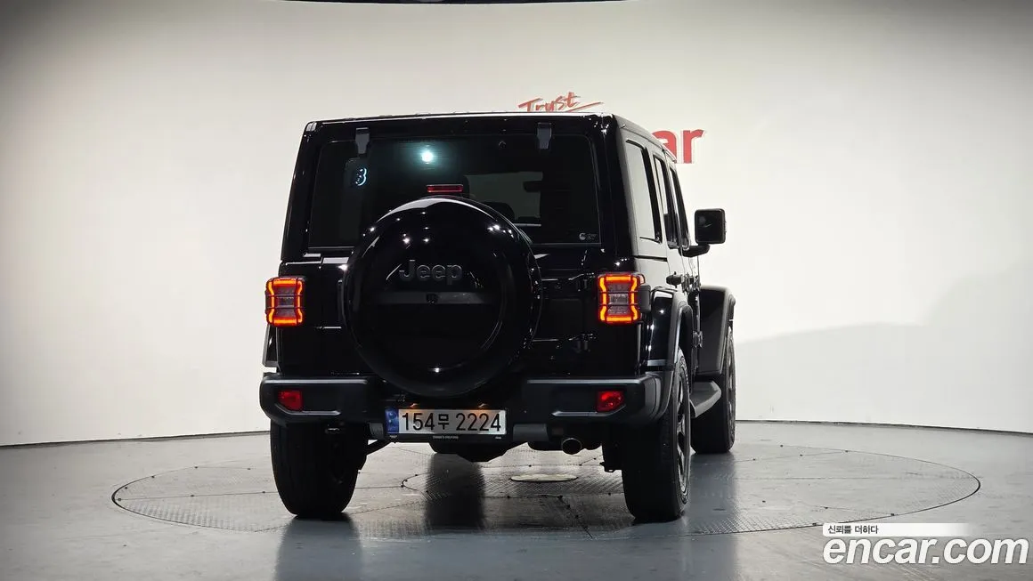 Jeep Wrangler 2023 из KR, фото 4