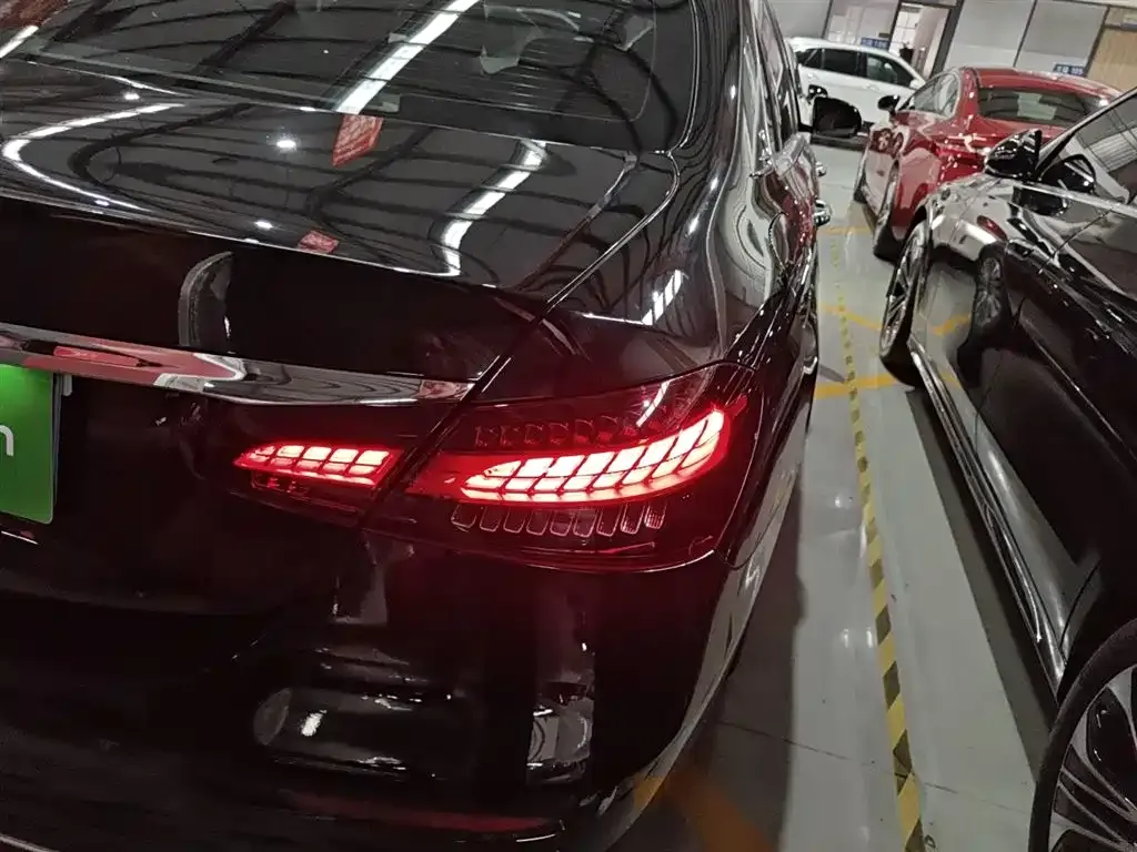 Mercedes-Benz E-Class 2023 из CN, фото 8