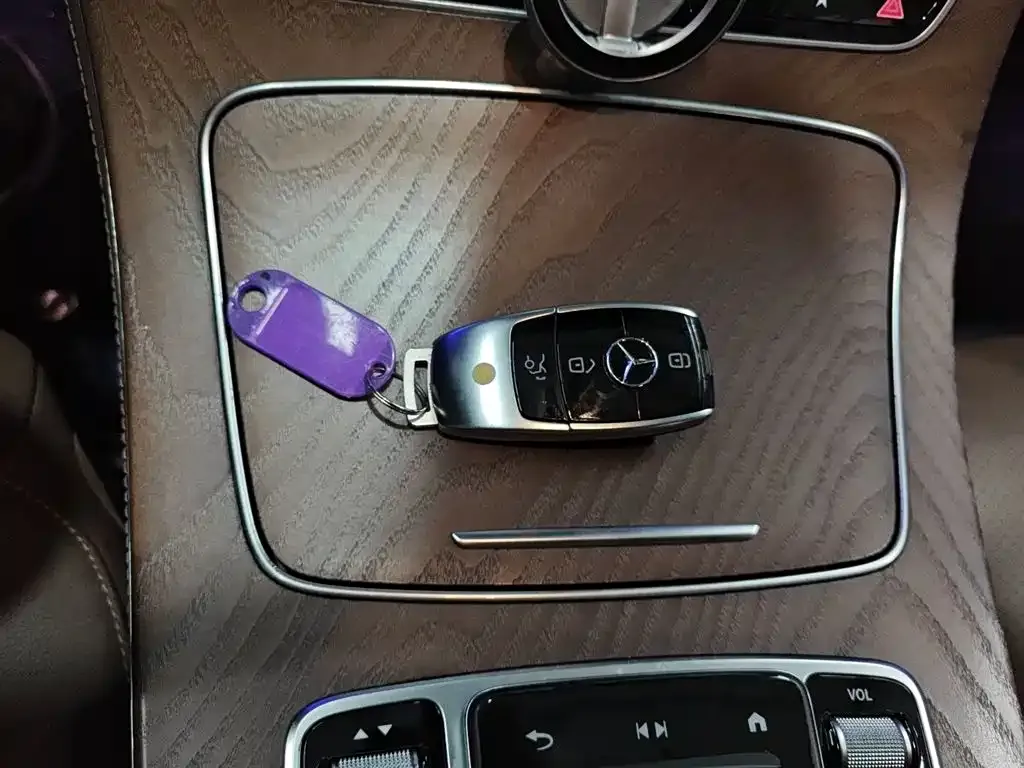 Mercedes-Benz E-Class 2023 из CN, фото 9