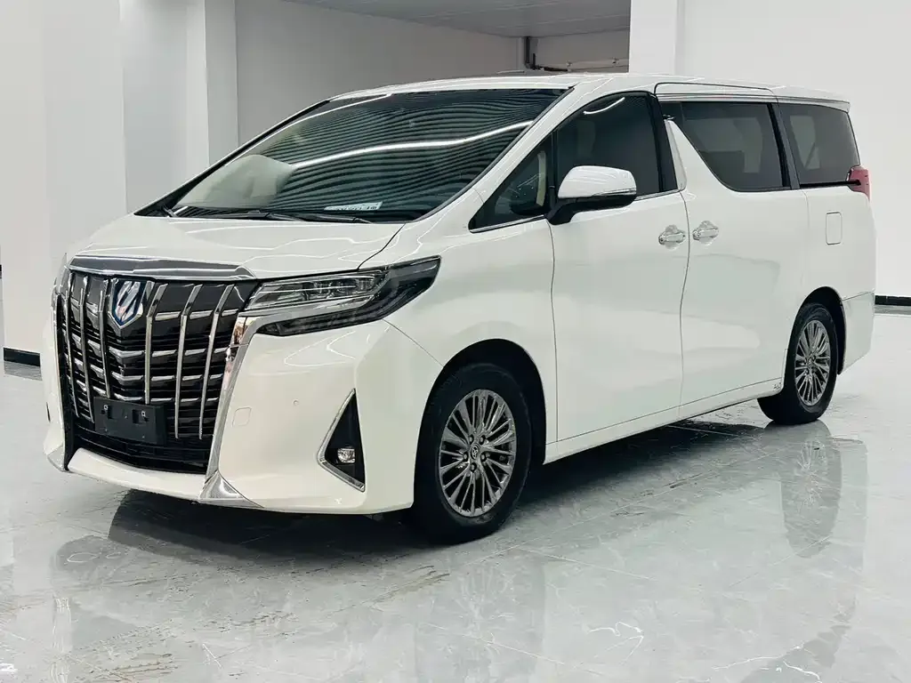 Toyota Alphard 2022 из CN, фото 1