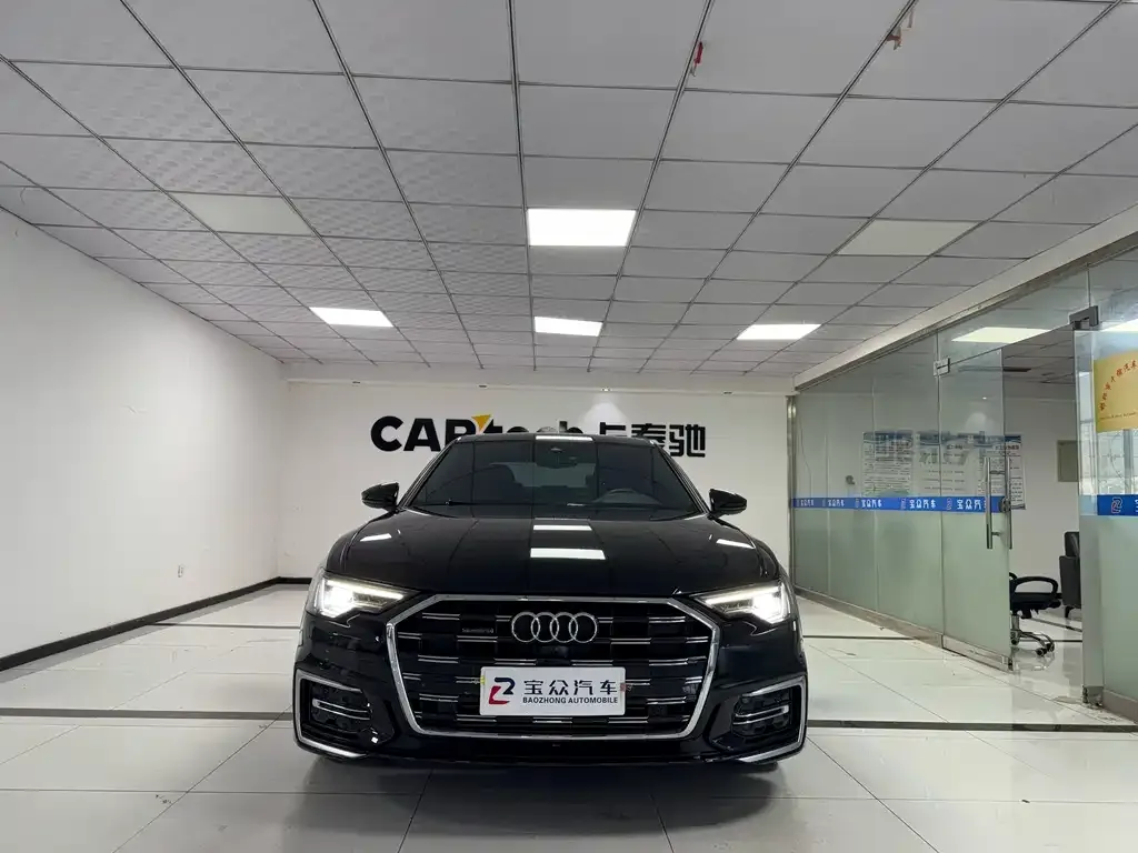Audi A6L 2023 из CN, фото 2