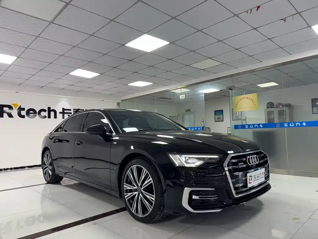 Audi A6L 2023 из CN, фото 3