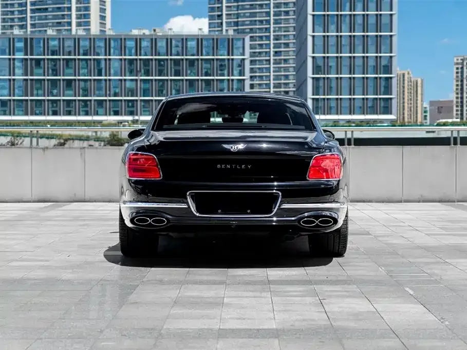 Bentley Flying Spur 2024 из CN, фото 5