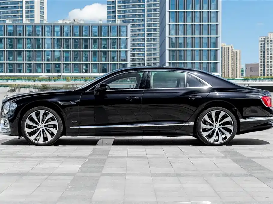Bentley Flying Spur 2024 из CN, фото 6
