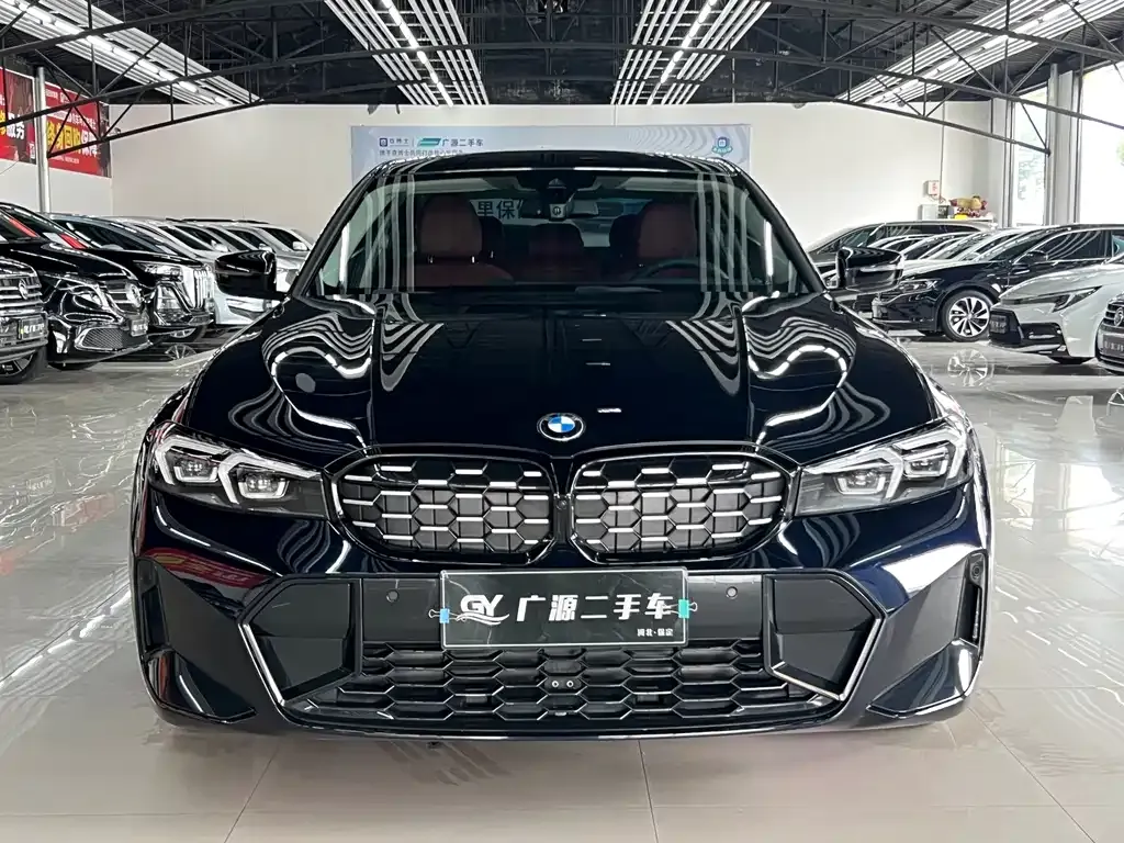 BMW 3 Series 2024 из CN, фото 2
