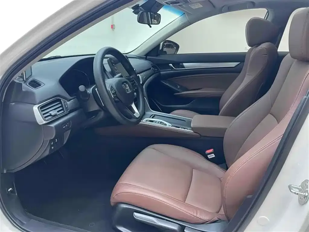 Honda Inspire 2021 из CN, фото 10