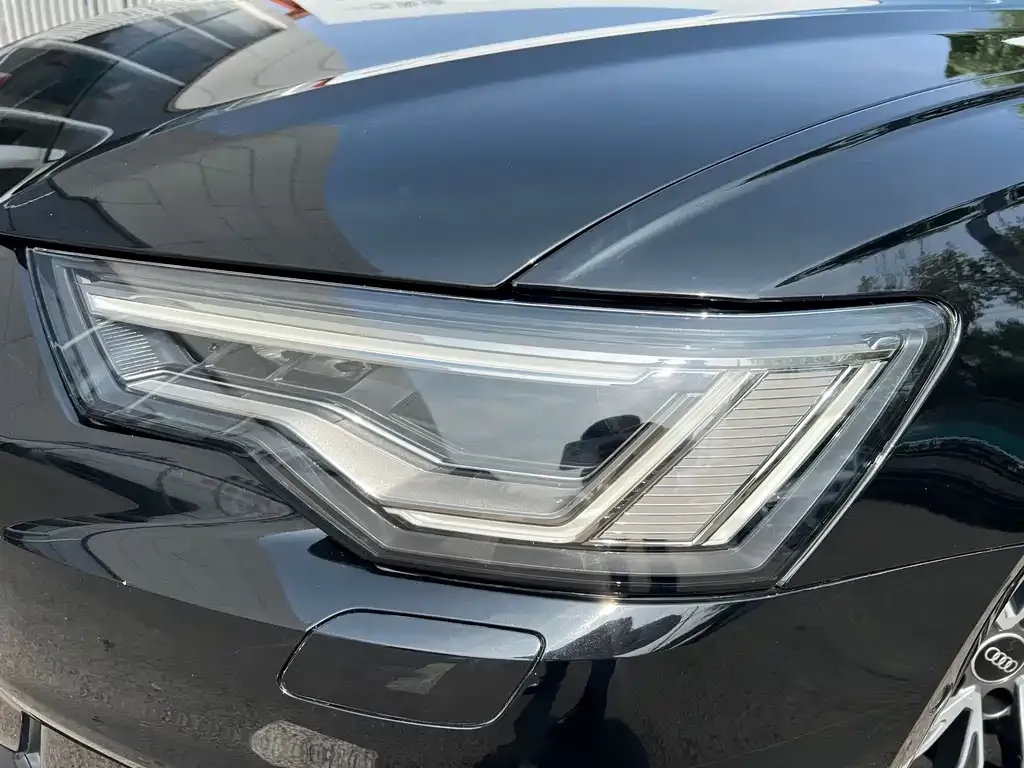Audi A6L 2022 из CN, фото 10