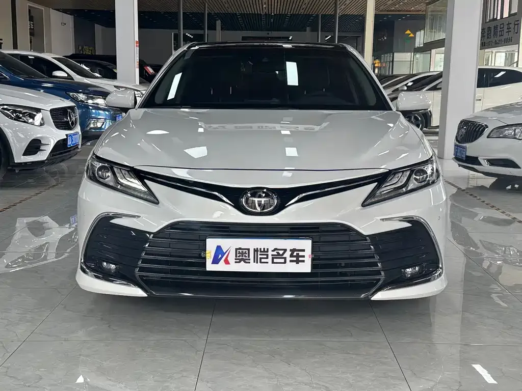 Toyota Camry 2022 из CN, фото 1