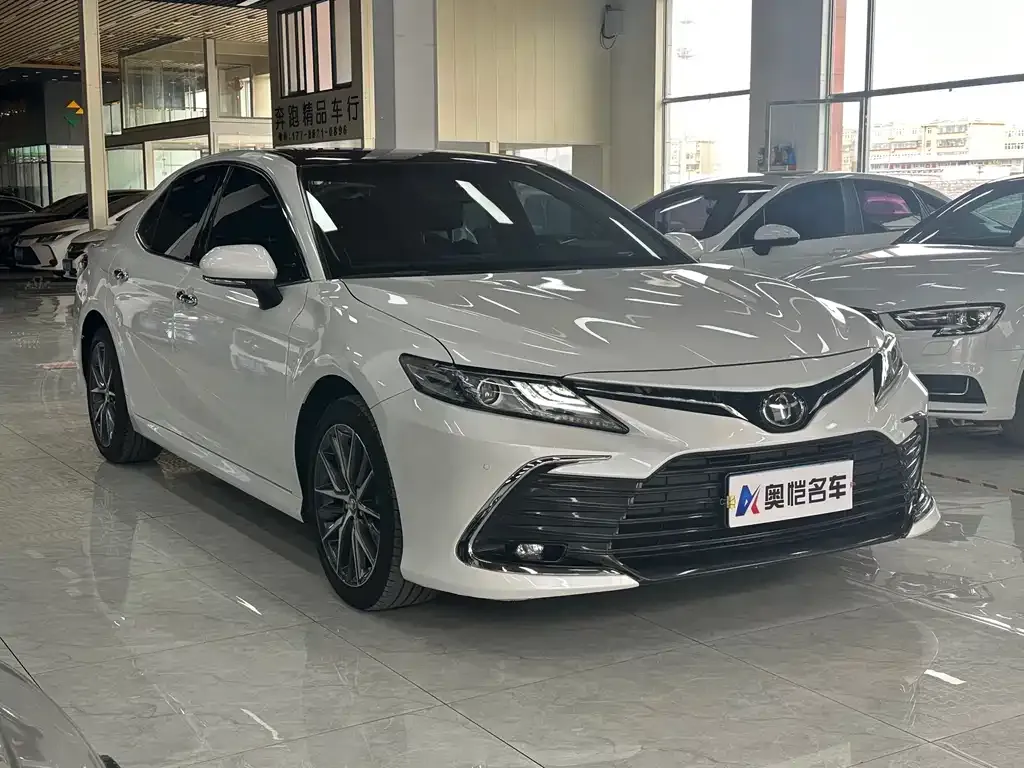 Toyota Camry 2022 из CN, фото 3