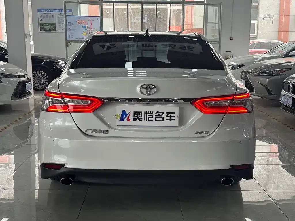 Toyota Camry 2022 из CN, фото 7