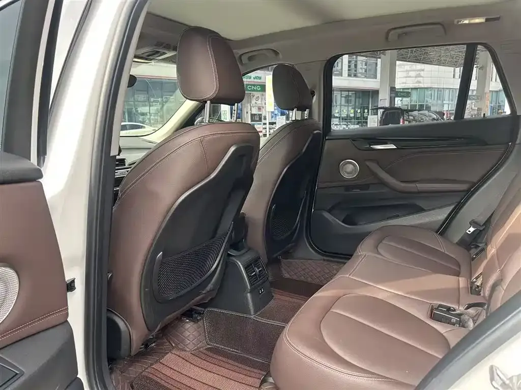 BMW X1 2023 из CN, фото 10