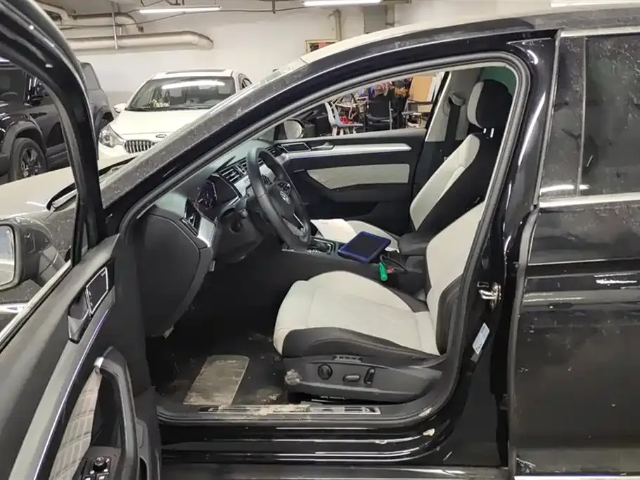 Volkswagen Magotan 2023 из CN, фото 9