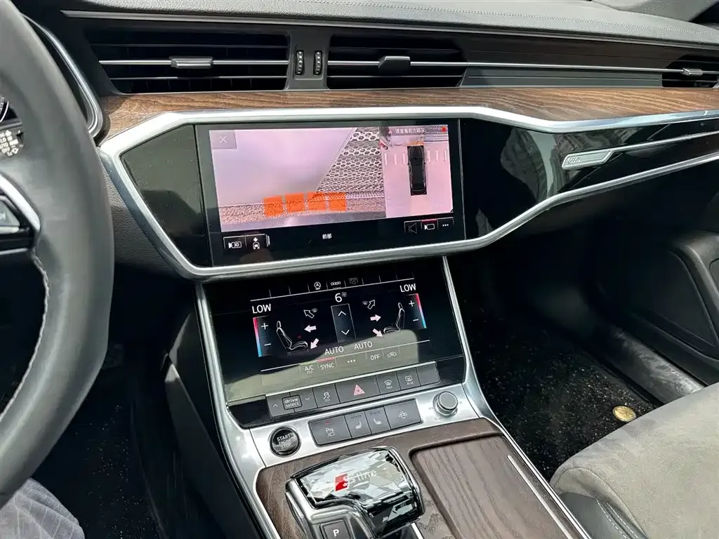 Audi A6L 2021 из CN, фото 6