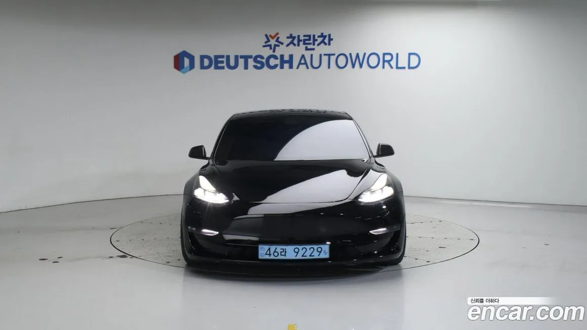 Tesla Model 3 2021 из KR, фото 2