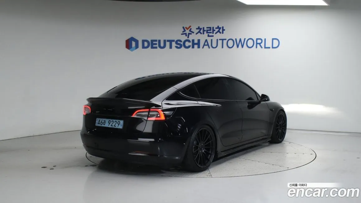 Tesla Model 3 2021 из KR, фото 3