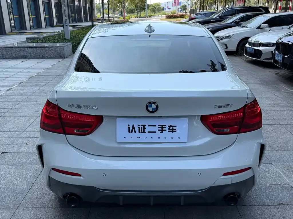 BMW 1 Series 2022 из CN, фото 10