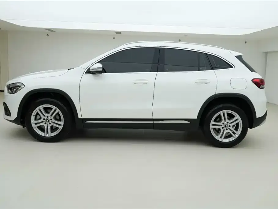 Mercedes-Benz GLA 2024 из CN, фото 4