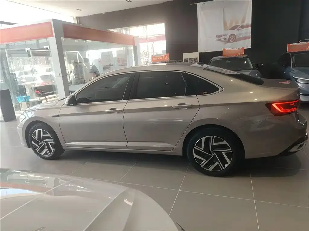 Volkswagen Sagitar 2023 из CN, фото 5