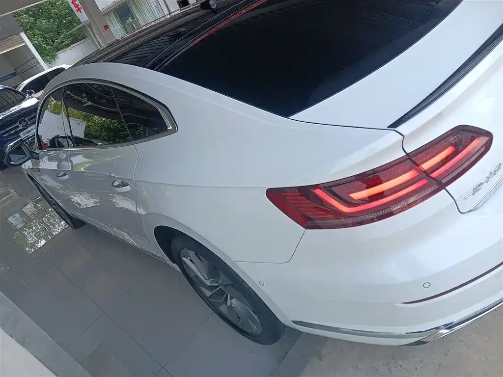 Volkswagen CC 2024 из CN, фото 7