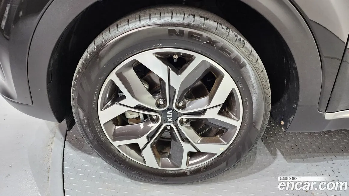 Kia Sportage — фото 5