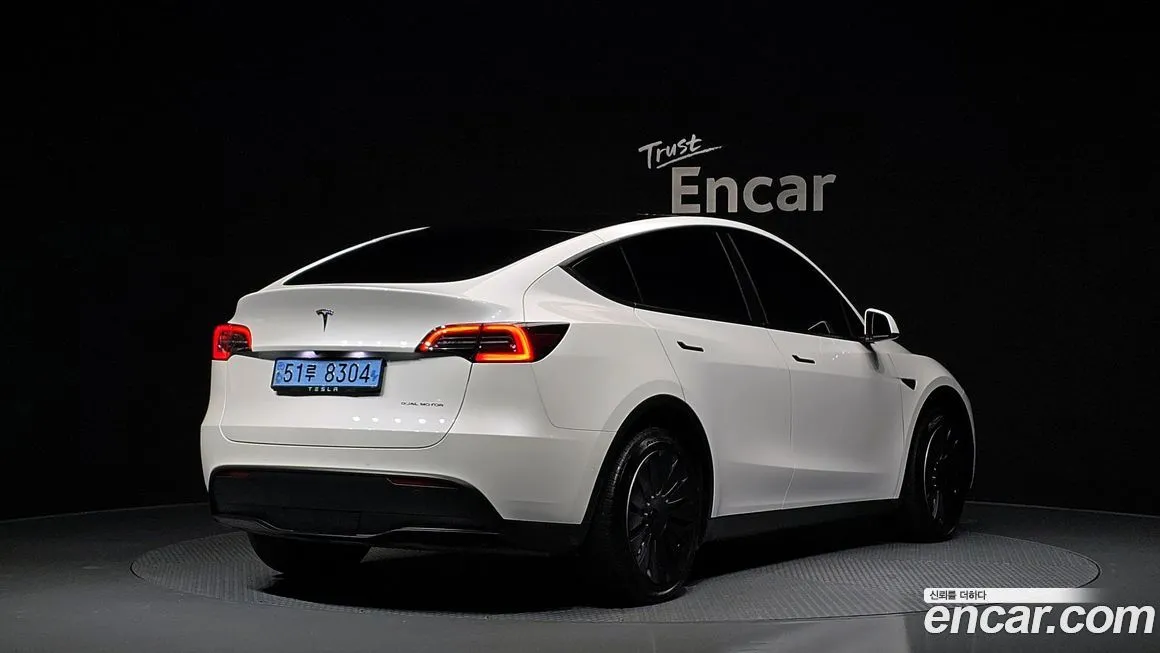 Tesla Model Y 2022 из KR, фото 2