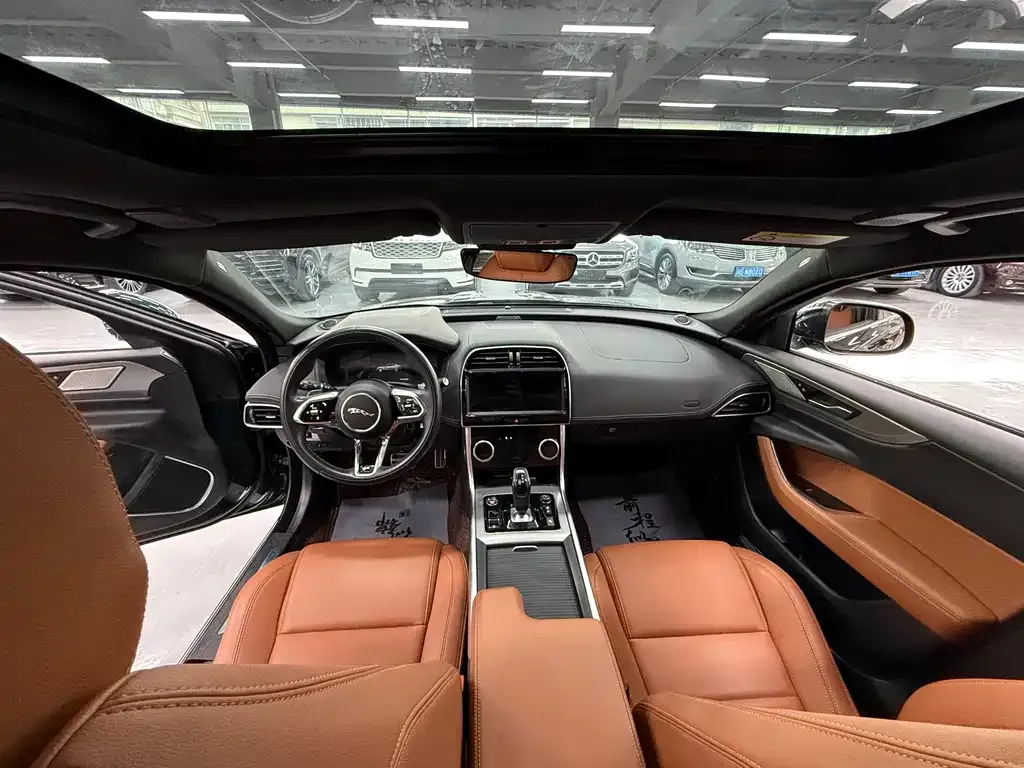 Jaguar XEL 2024 из CN, фото 9
