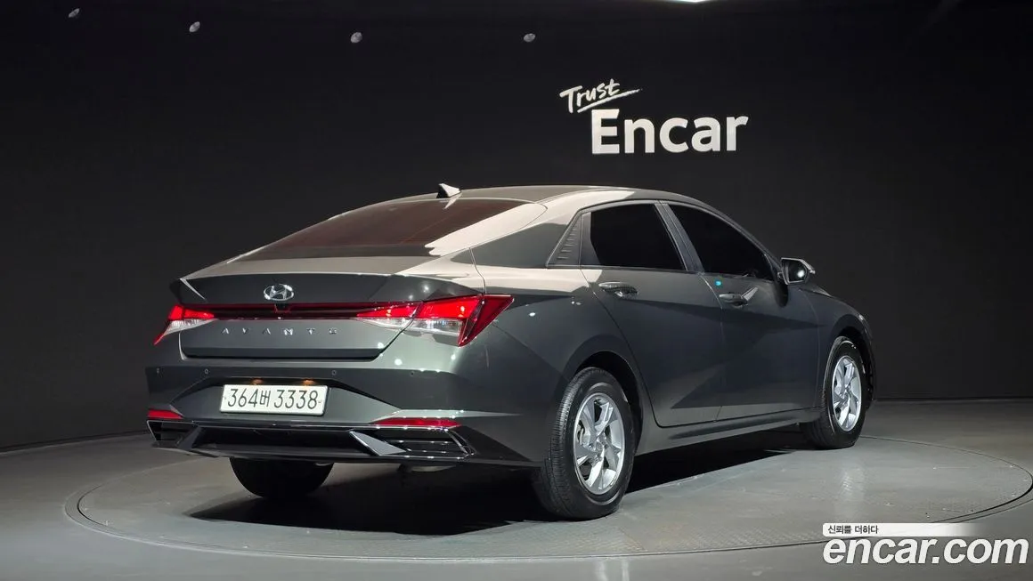 Hyundai AVANTE 2021 из KR, фото 2