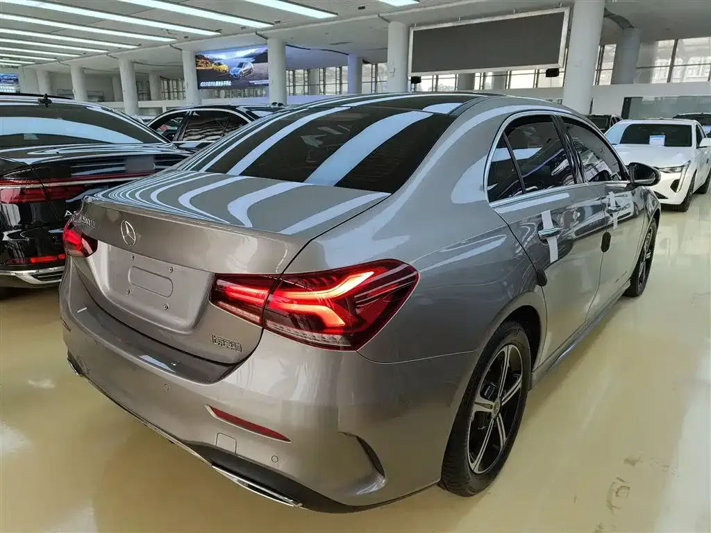 Mercedes-Benz A-Class 2023 из CN, фото 7