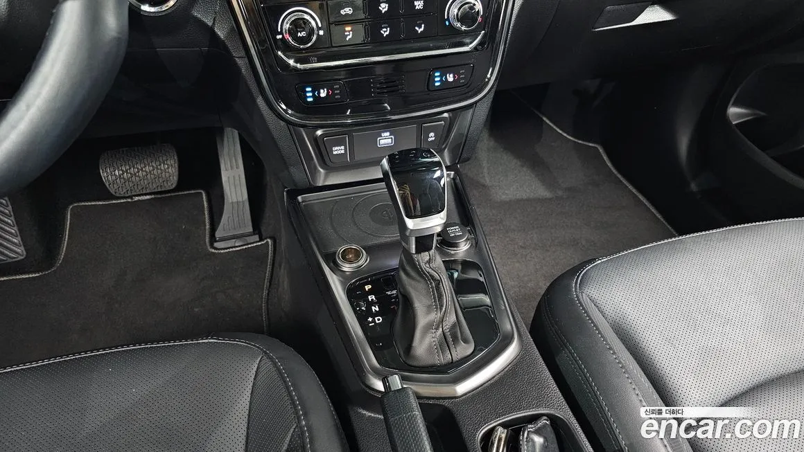 KG Mobility (Ssangyong) TIBOLI 2022 из KR, фото 9