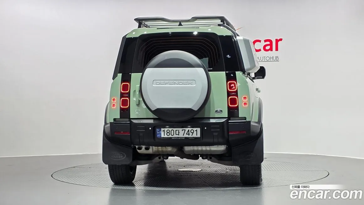Land Rover Defender 2023 из KR, фото 4