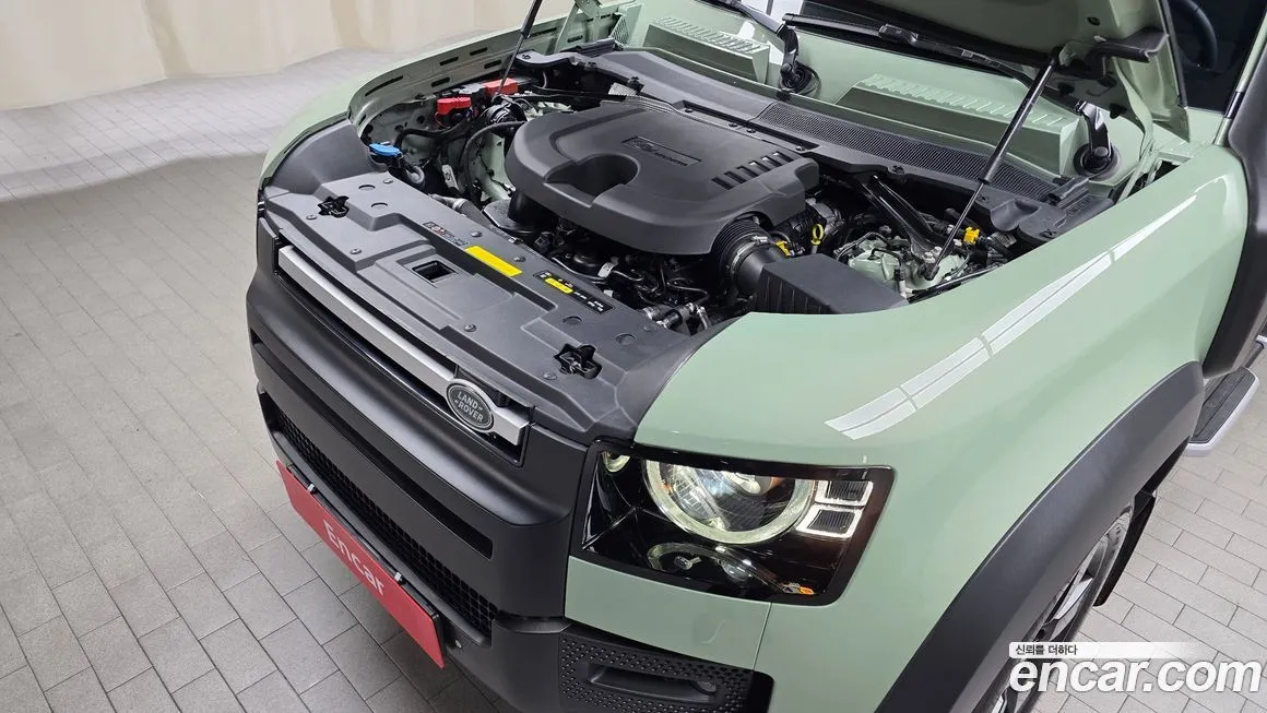 Land Rover Defender 2023 из KR, фото 6