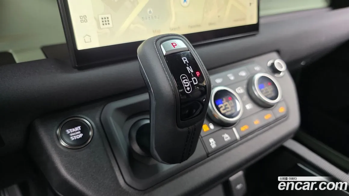 Land Rover Defender 2023 из KR, фото 9