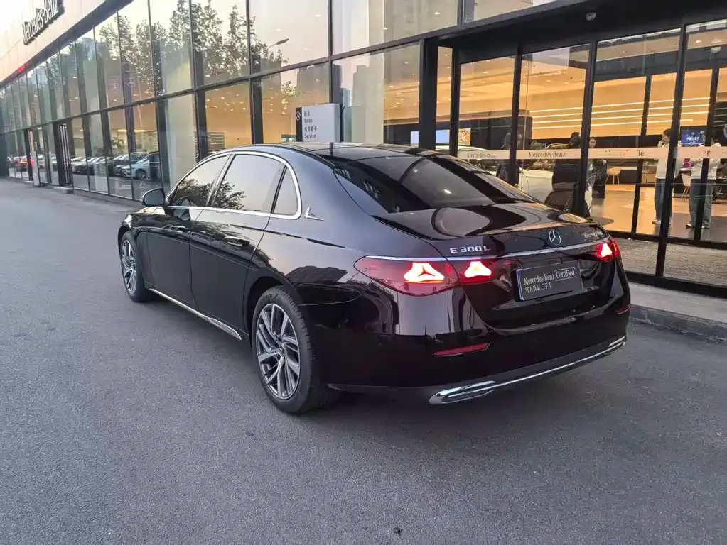 Mercedes-Benz E-Class 2024 из CN, фото 6