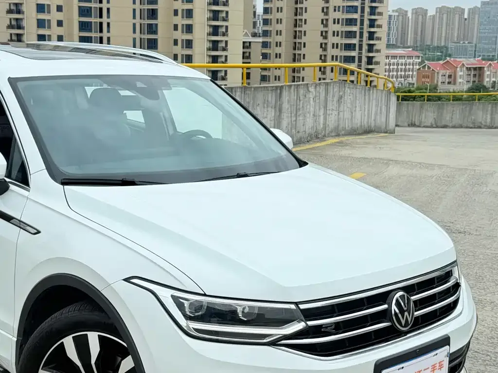 Volkswagen Tiguan L 2022 из CN, фото 3