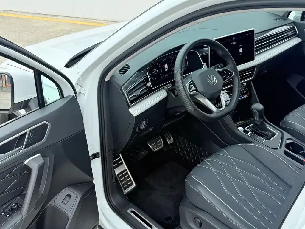 Volkswagen Tiguan L 2022 из CN, фото 6