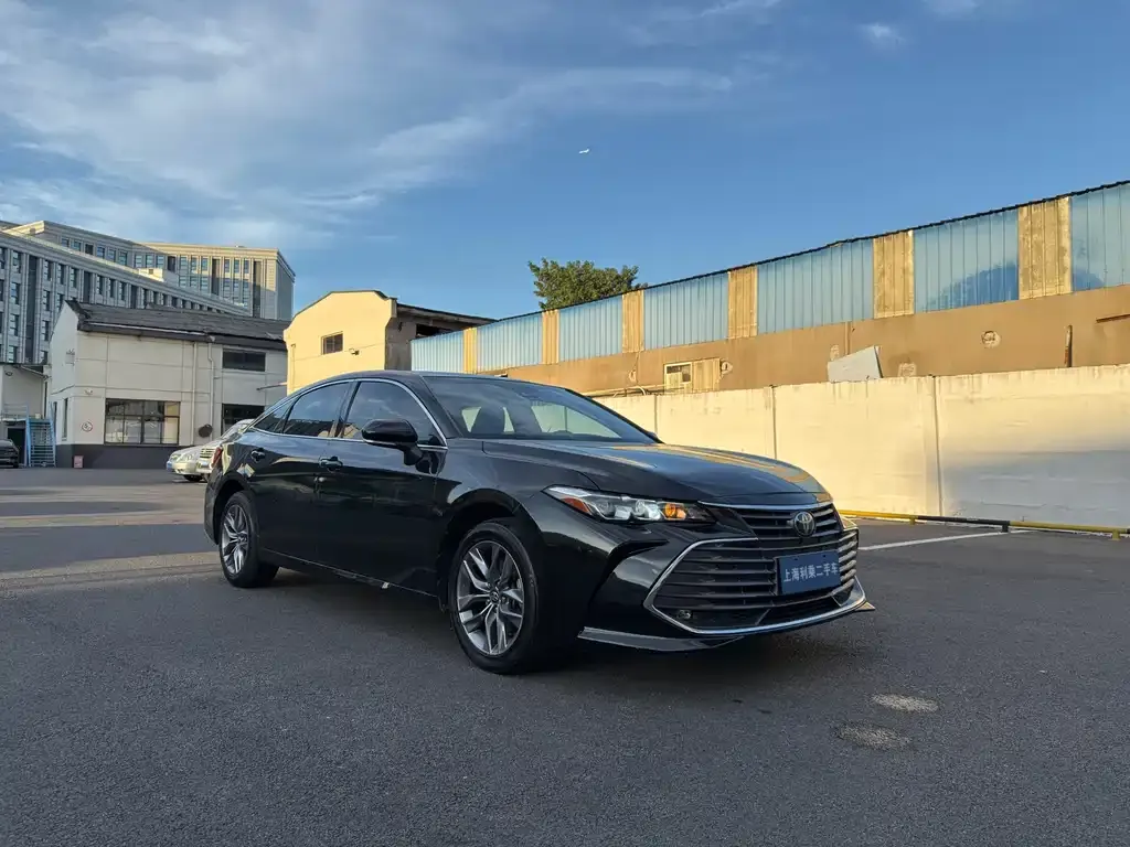 Toyota Avalon 2021 из CN, фото 3