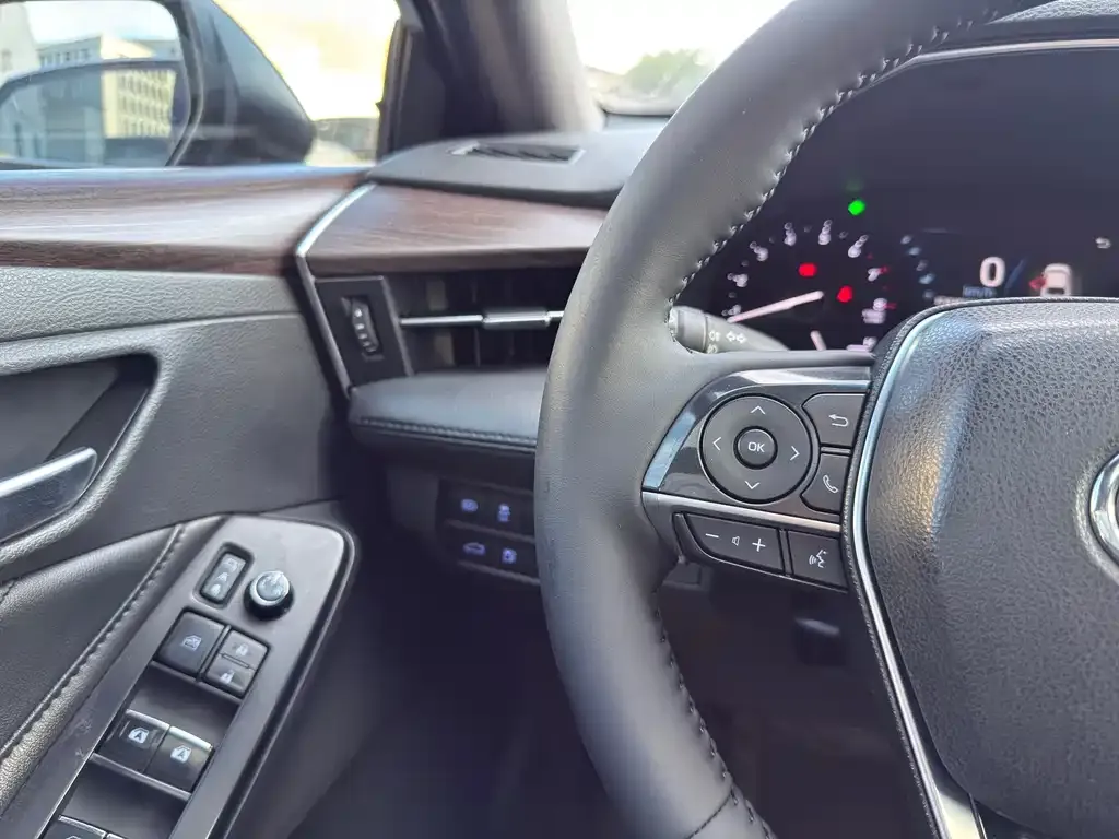 Toyota Avalon 2021 из CN, фото 9