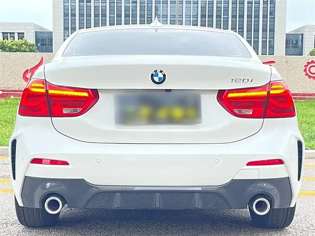 BMW 1 Series 2021 из CN, фото 6