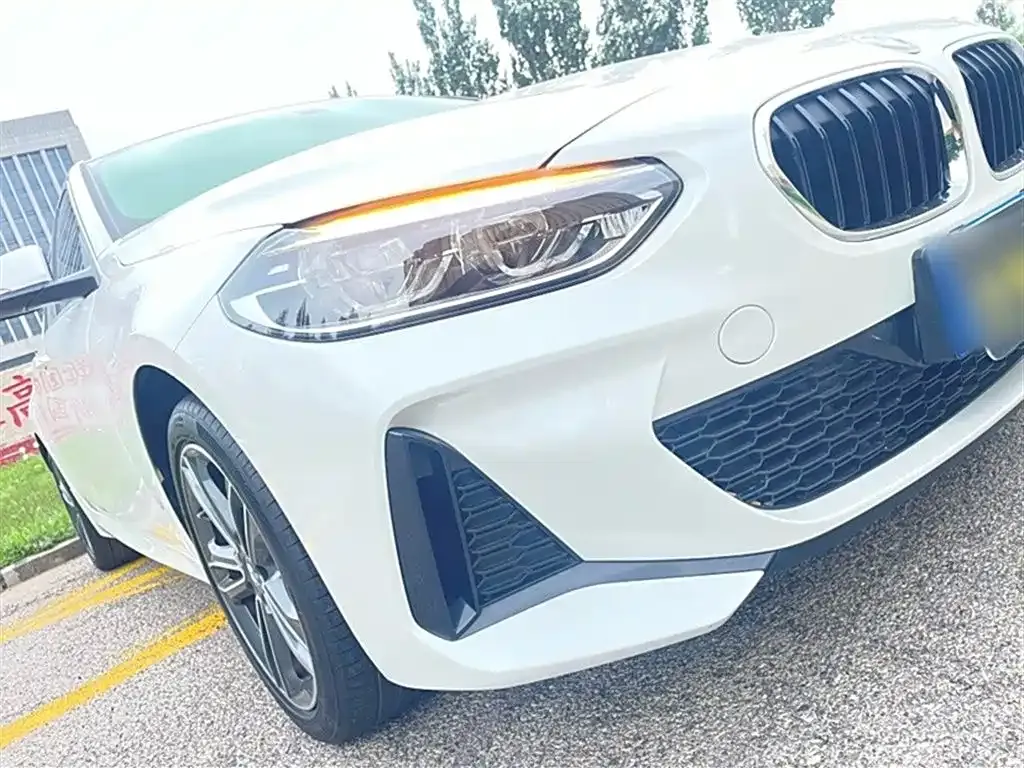 BMW 1 Series 2021 из CN, фото 9