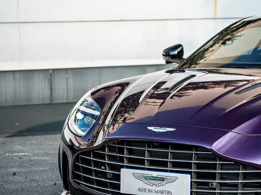 Aston Martin DB12 2024 из CN, фото 6