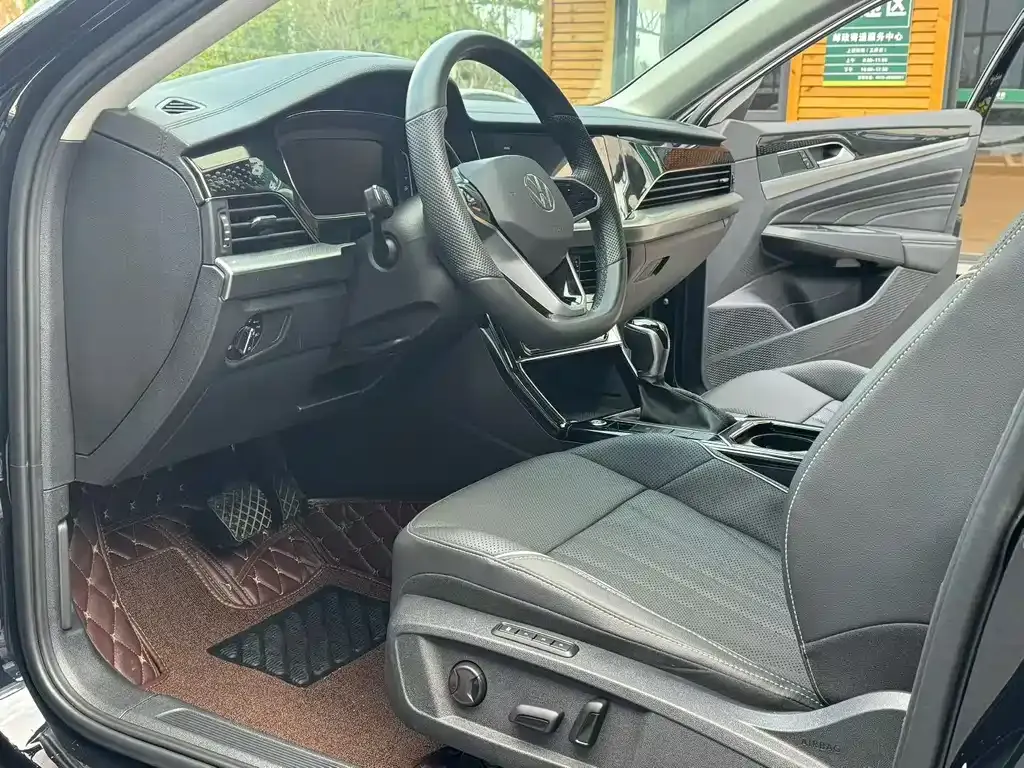 Volkswagen Passat — фото 4